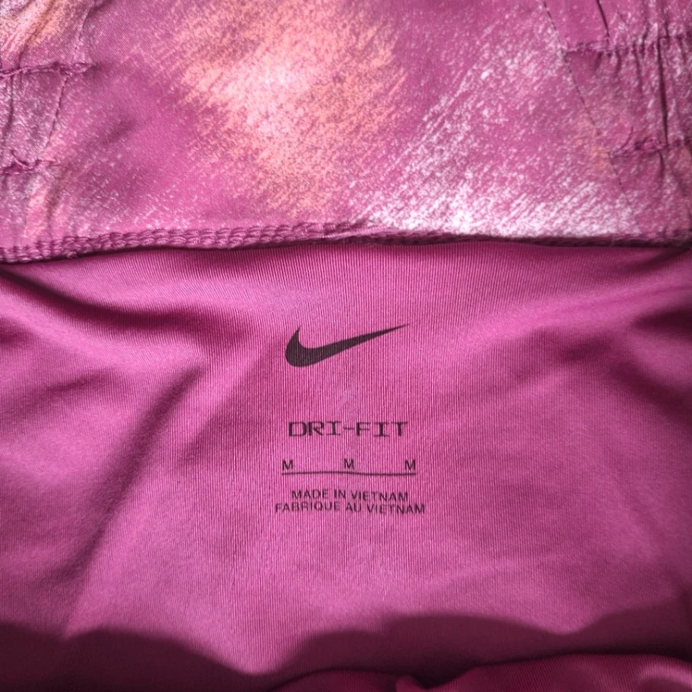 Nike Dri Fit Pink And White Abstract Athletic Running Shorts - Size Medium - NWT